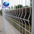 Exportation de clôture de treillis métallique soudé à la France Clôture de treillis métallique soudé Clôture de sécurité de la centrale électrique PV